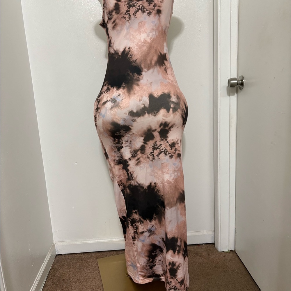 Women’s Tie-Dye Midi Dress in Blush and Black Large NWOT